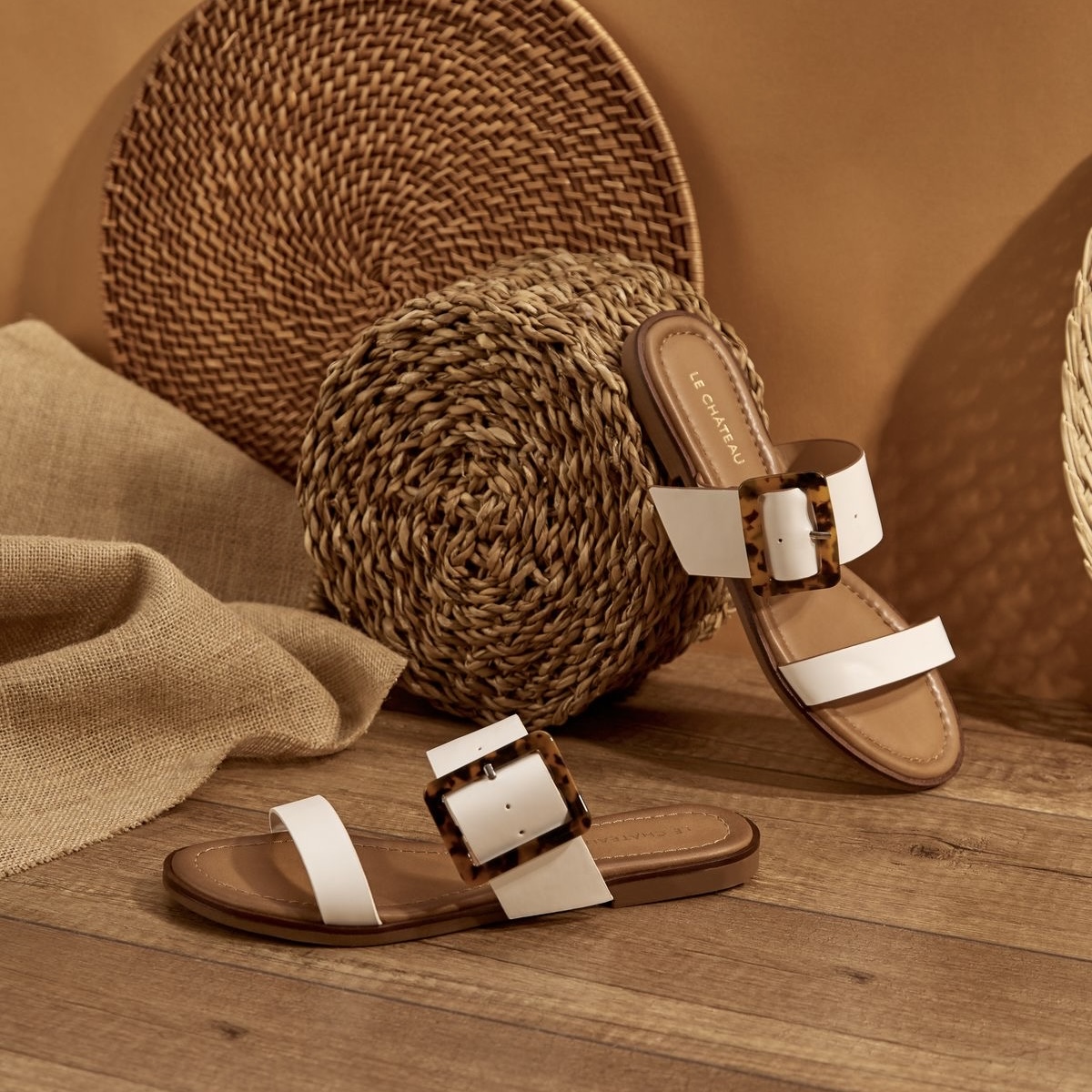Sandal