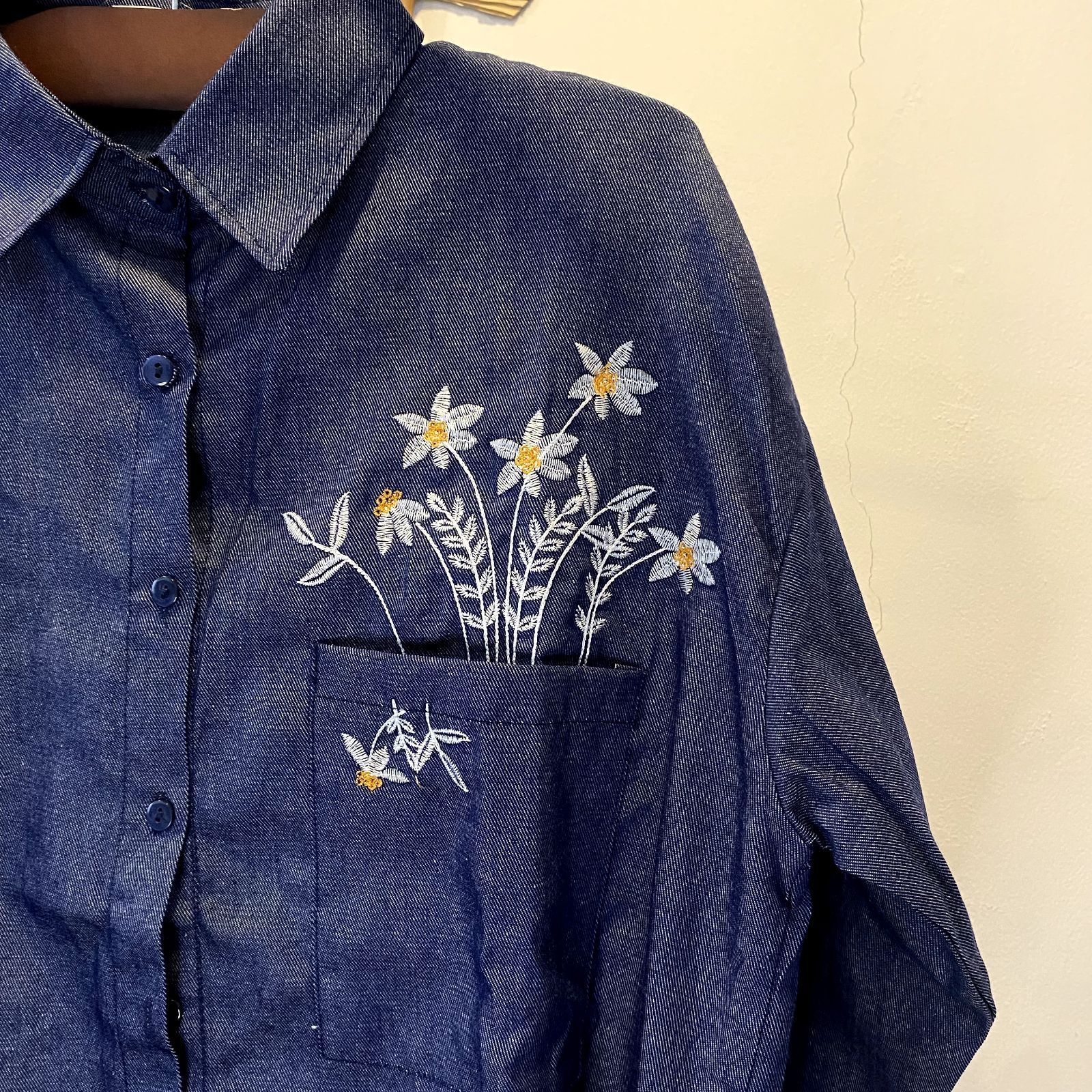 Blouse Denim Pocket Flower