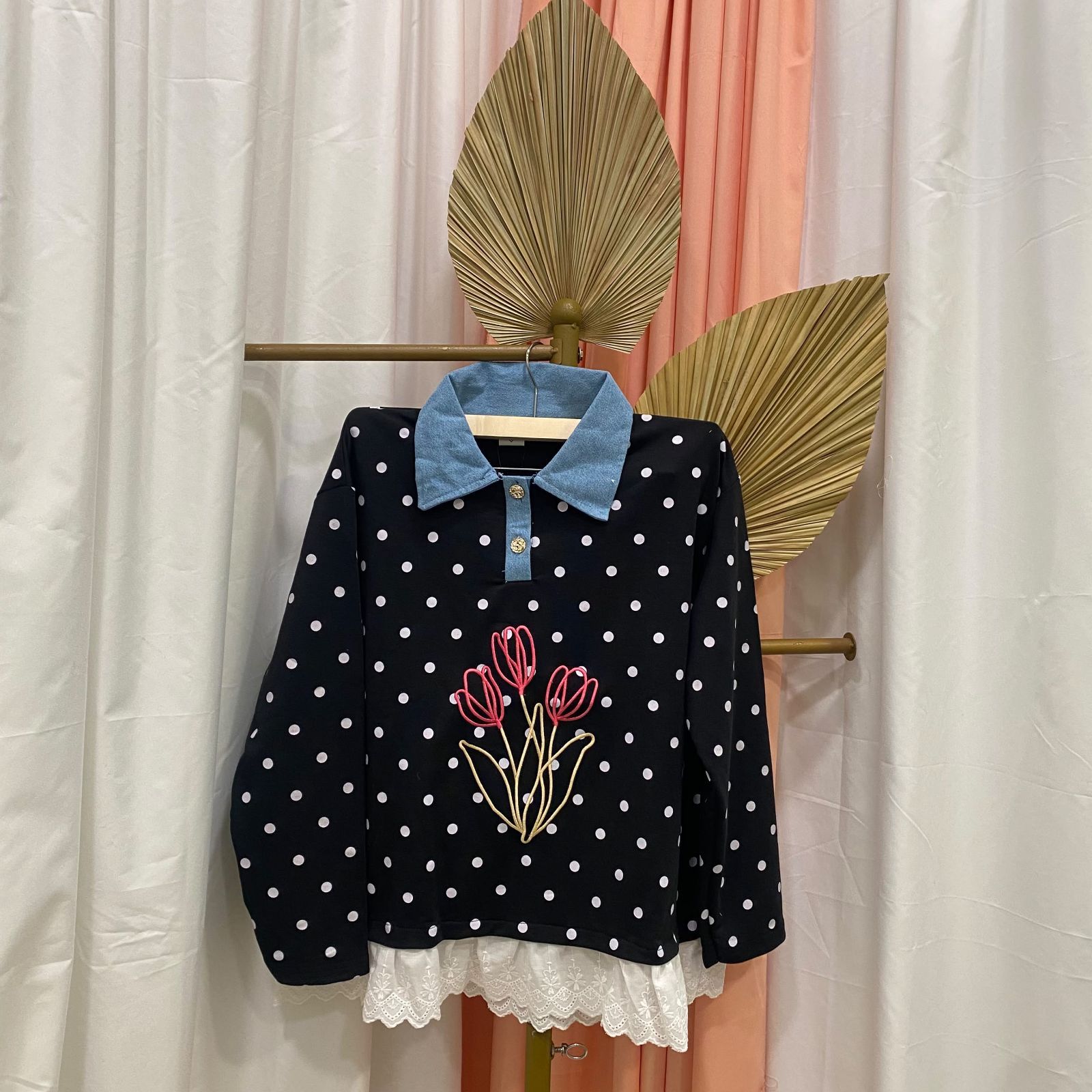 Top Polka Flower